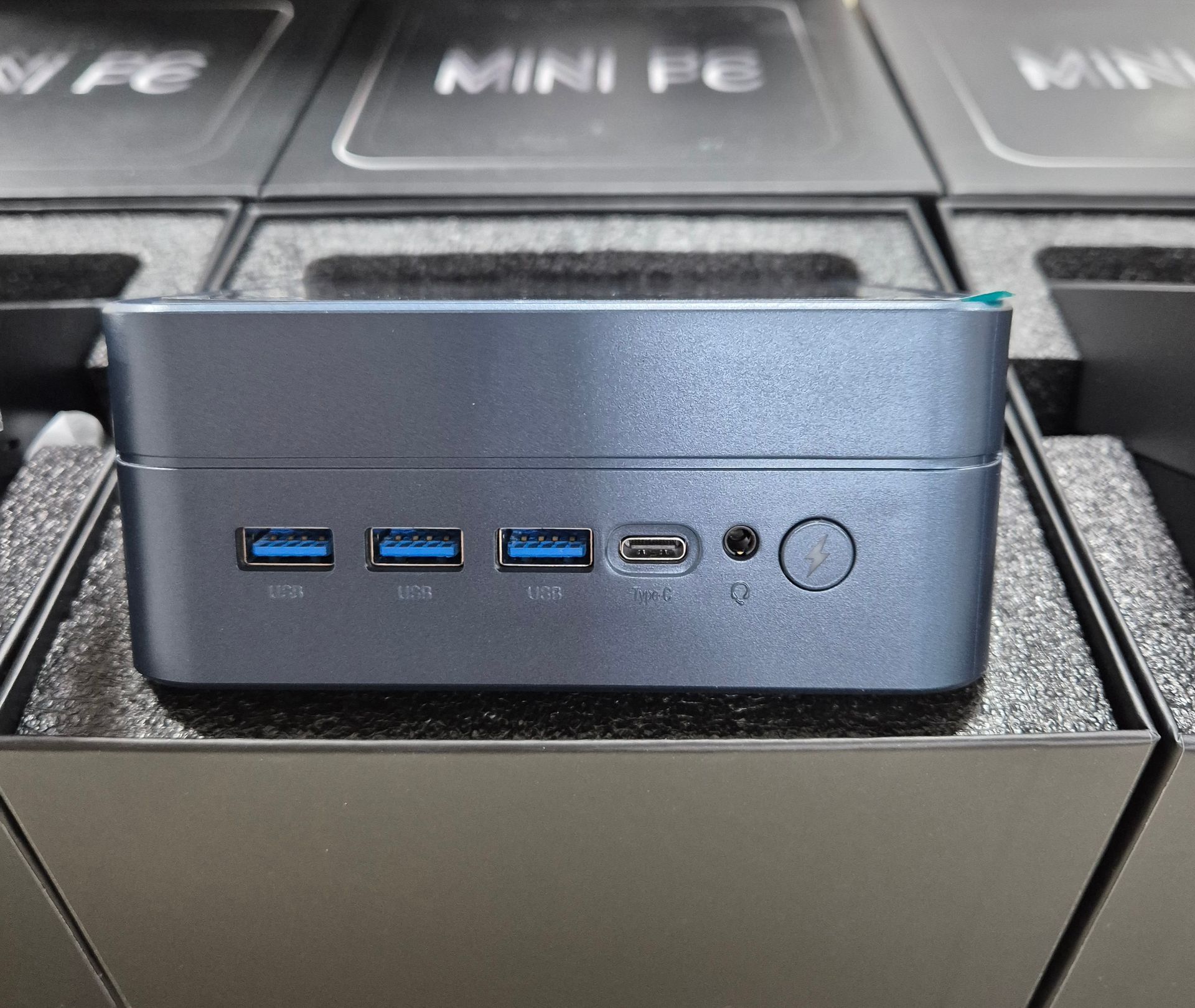 MINI PC  ZHR RYZEN 7 7840HS 32GB RAM 512 GB SSD