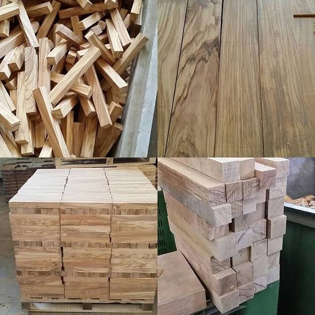 Un collage di quattro immagini che mostrano diversi tipi di legno