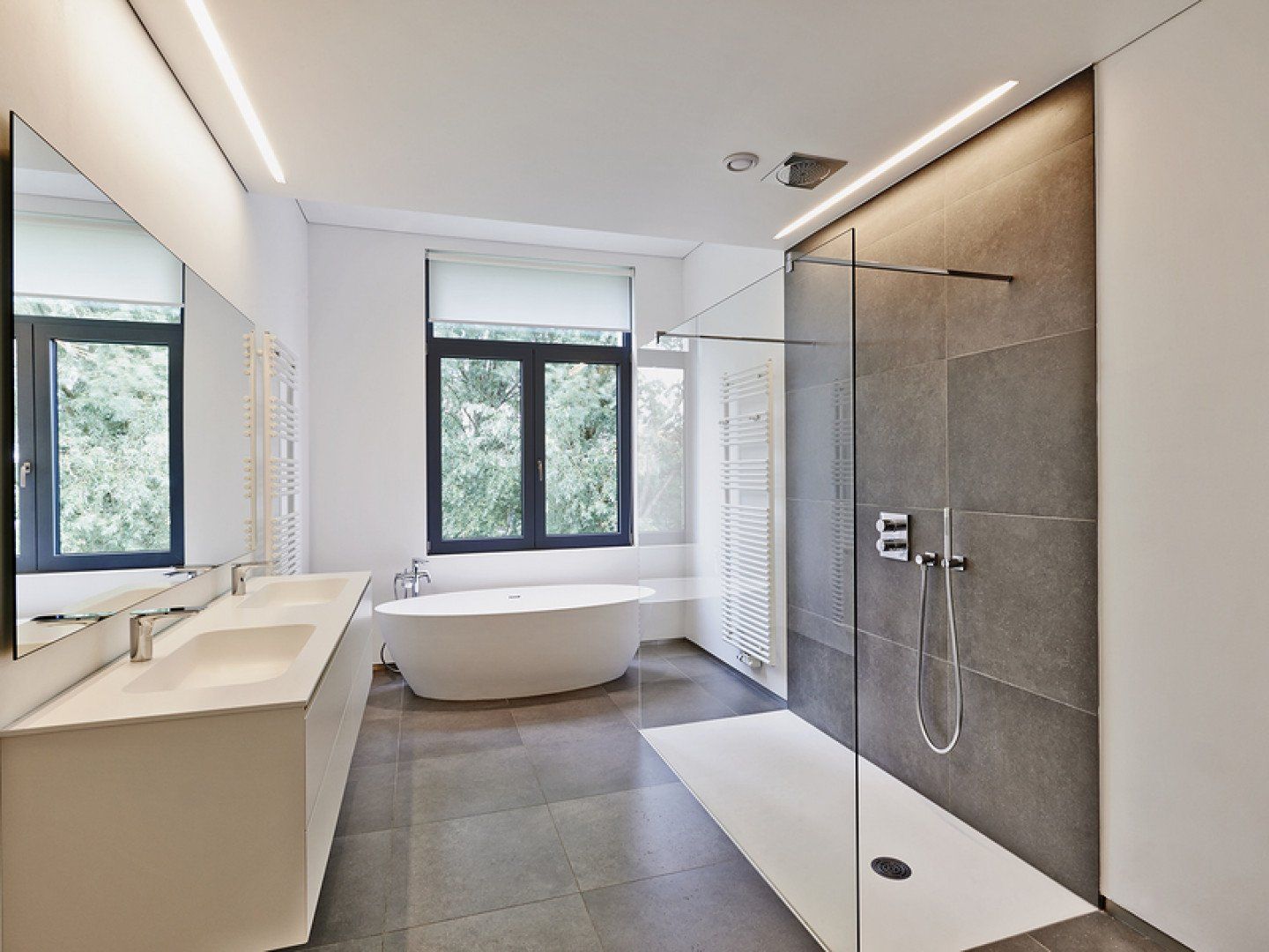 luxury modern bathroom