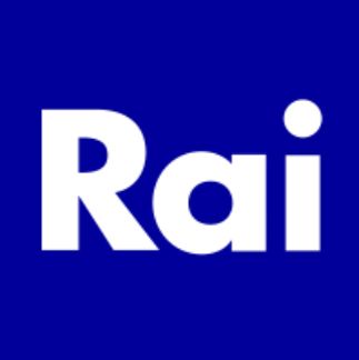 Logo "Rai" bianco su sfondo blu a tinta unita.