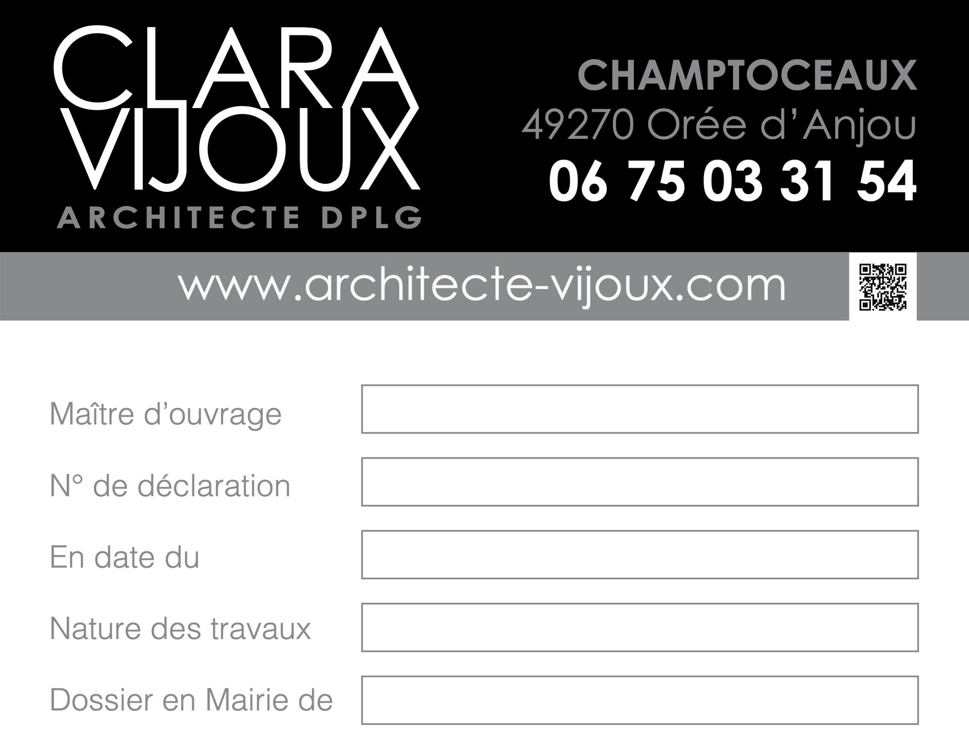 Pourquoi est-il obligatoire de mettre un panneau d'affichage avant d'effectuer des travaux ?