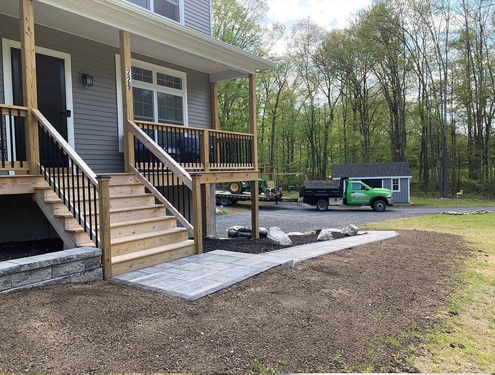 Gray House — Montgomery, NY — Creative Touch Landscaping & Supply