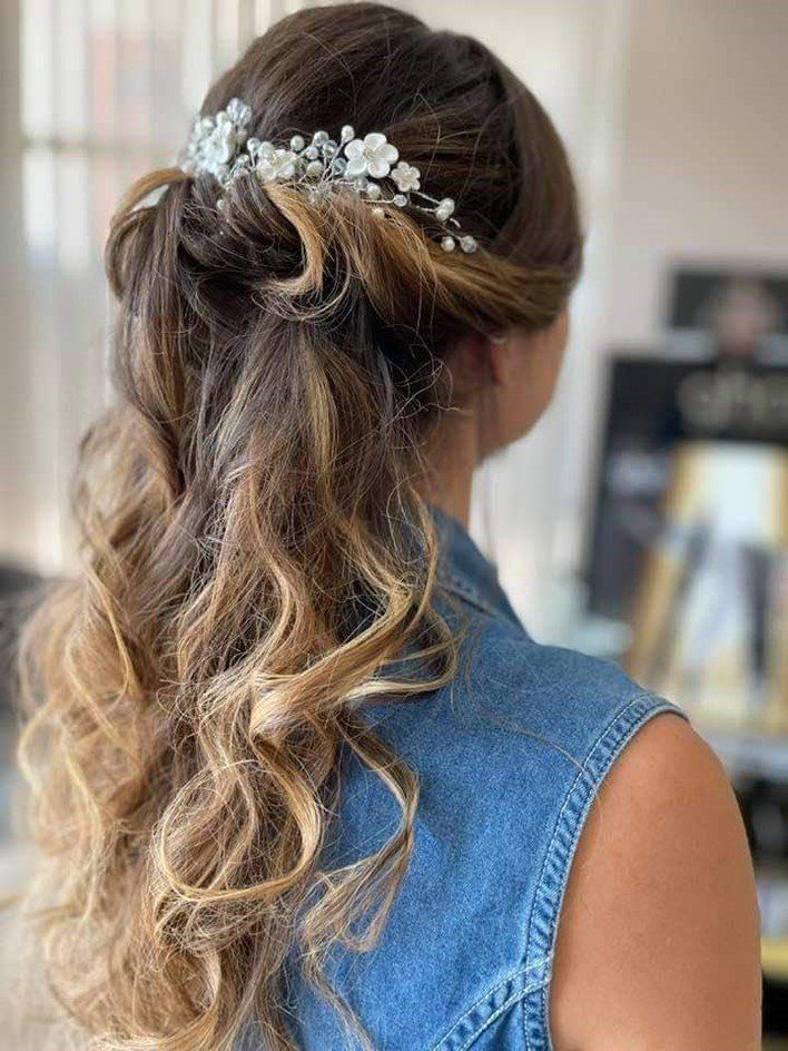 acconciatura-gioiello-castano