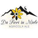 un logo per da fiori in miele agricola ale con un fiore e una montagna.