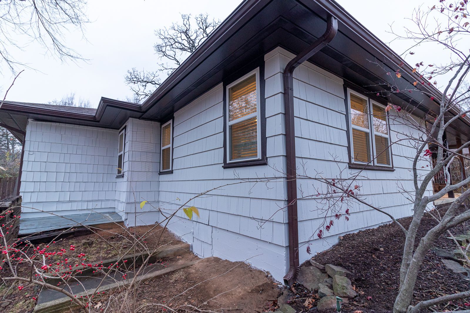 Pure White Shewin Williams  paint 