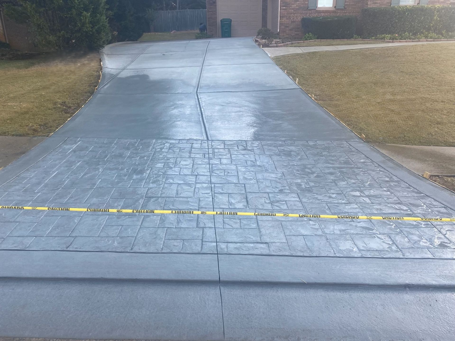 Gray Concrete Driveway with A Patterned Section — Tucker, GA — A-1 Driveway Replacement Company