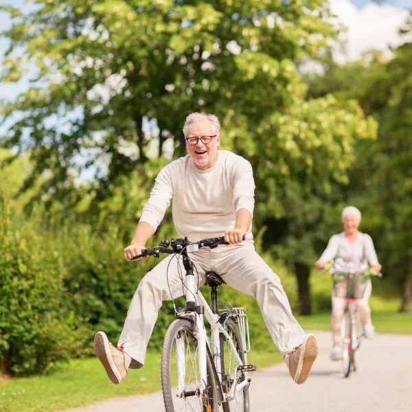 Image showing satisfied seniors after securing final expense insurance in Spartanburg.