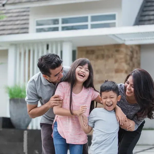 An image showing a happy family with children in Spartanburg, SC.