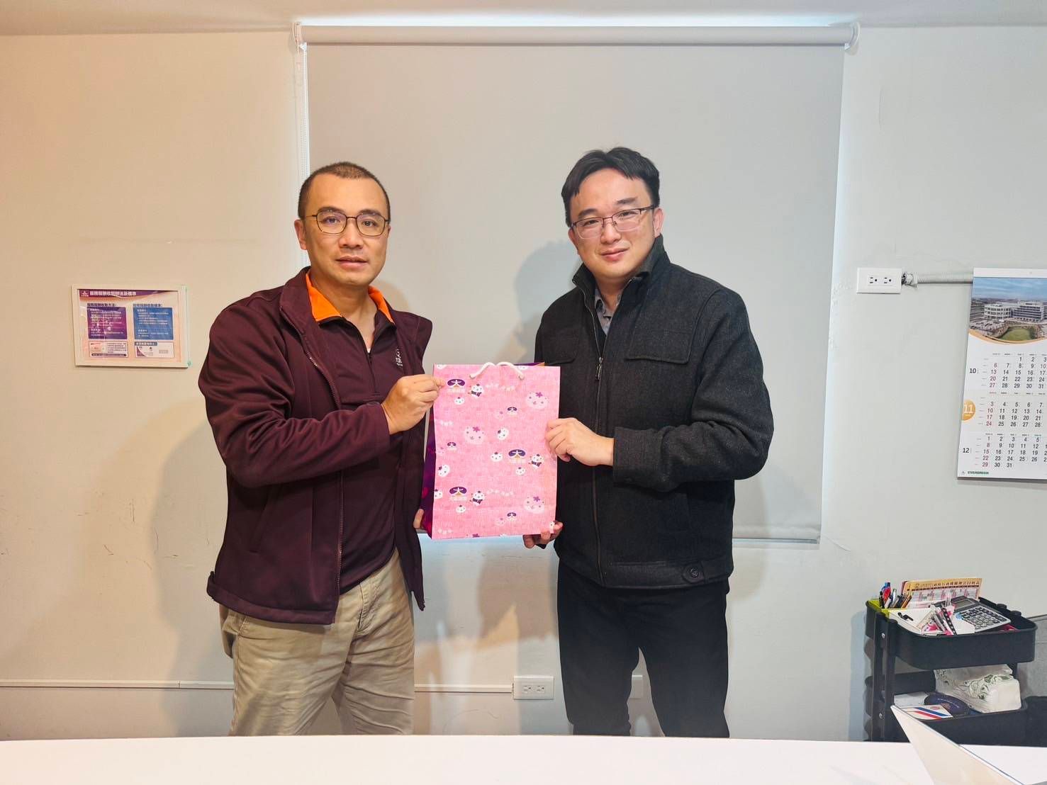 陳仲豪律師至大家房屋進行法律講座