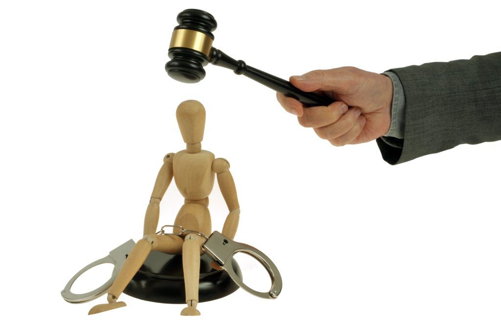 累犯加重的判斷標準是什麼？刑法重點整理