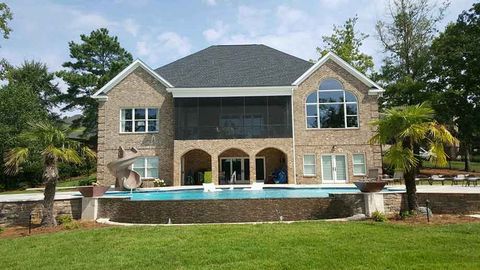 house with large pool