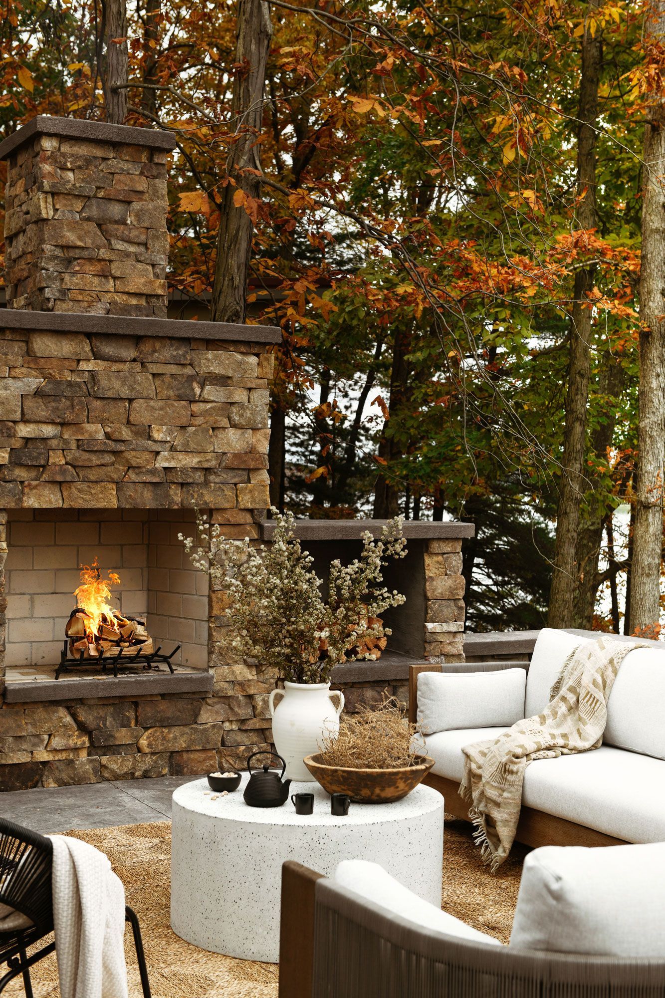 Deep Creek outdoor patio and fireplace