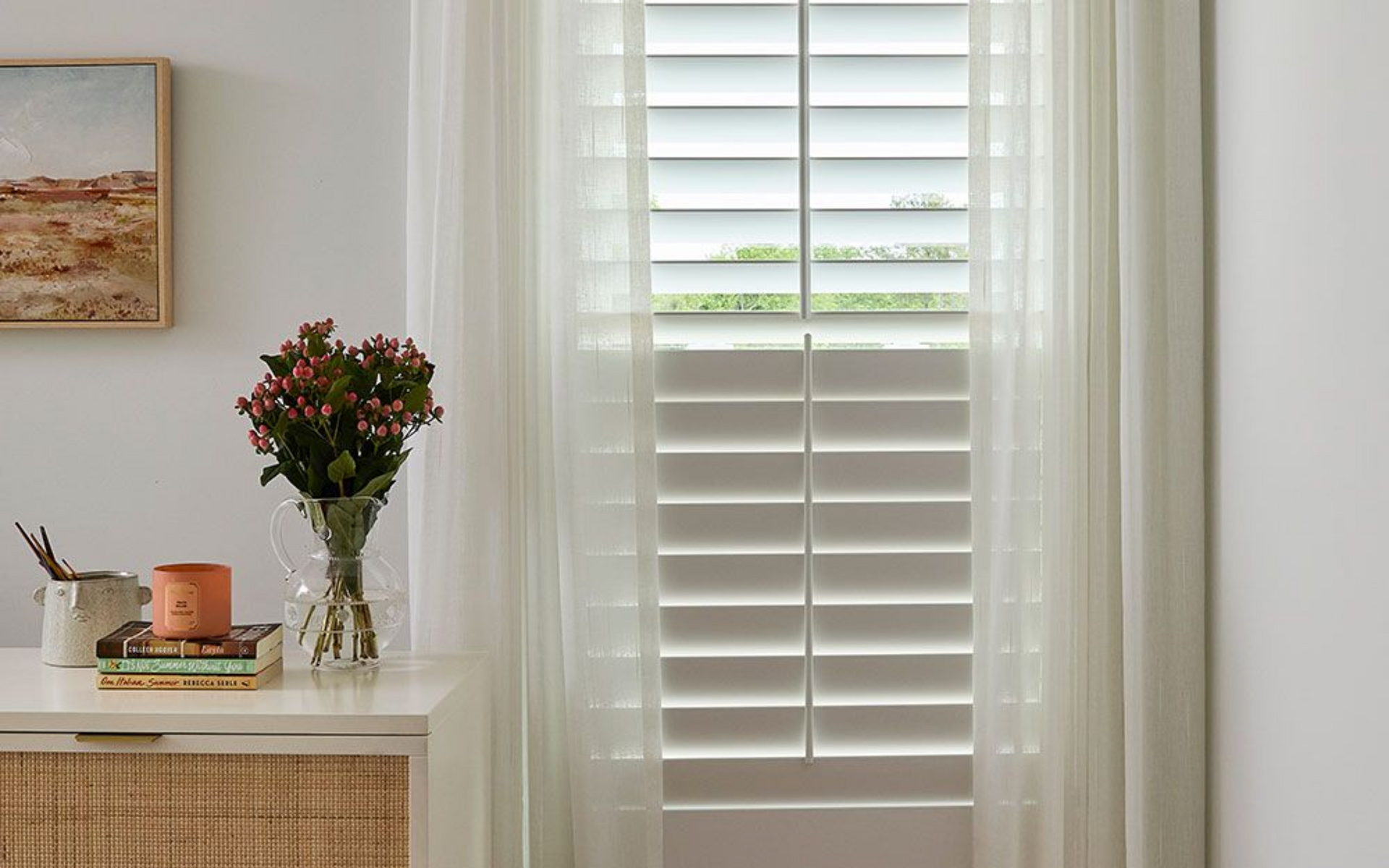 Hunter Douglas Somner® Vertical Blinds
