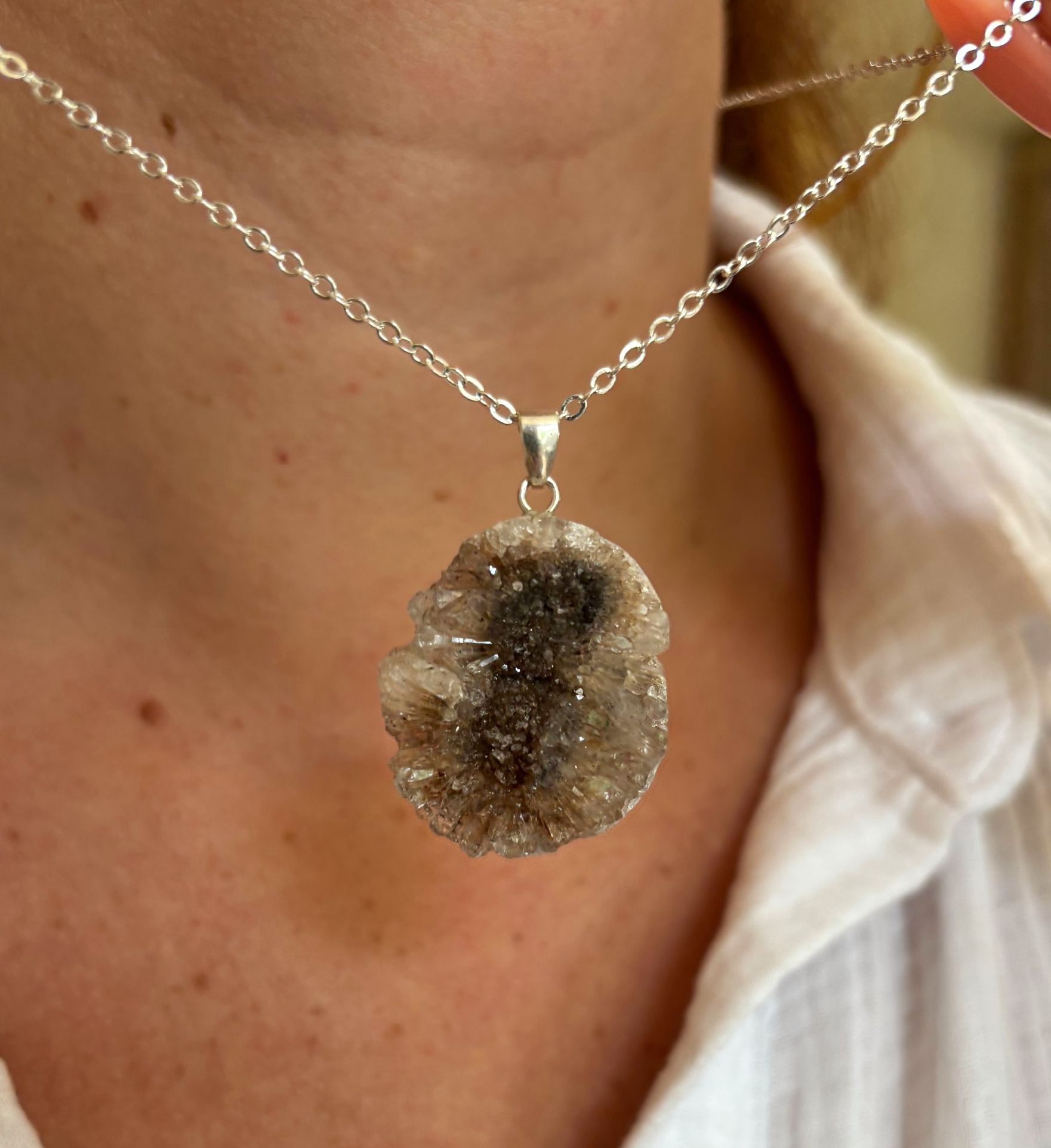 Ketting zilver met agaat geode hanger 2