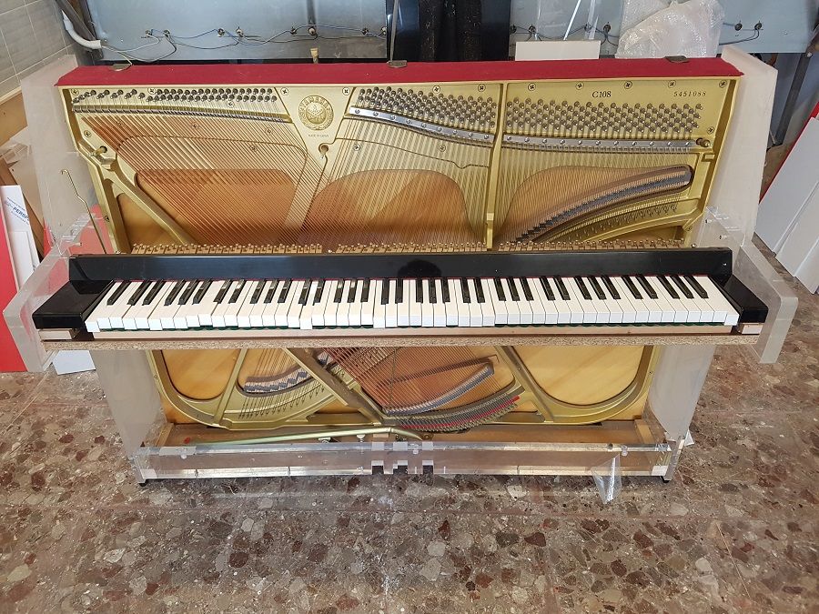 Pianoforte durante la sua realizzazione