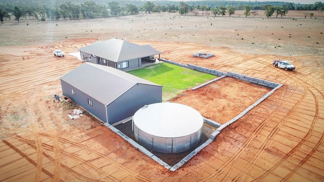 residential-landscaping dusk