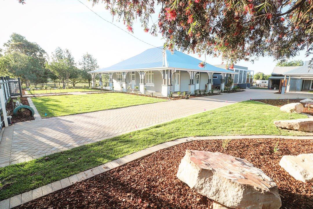 residential-landscaping stone