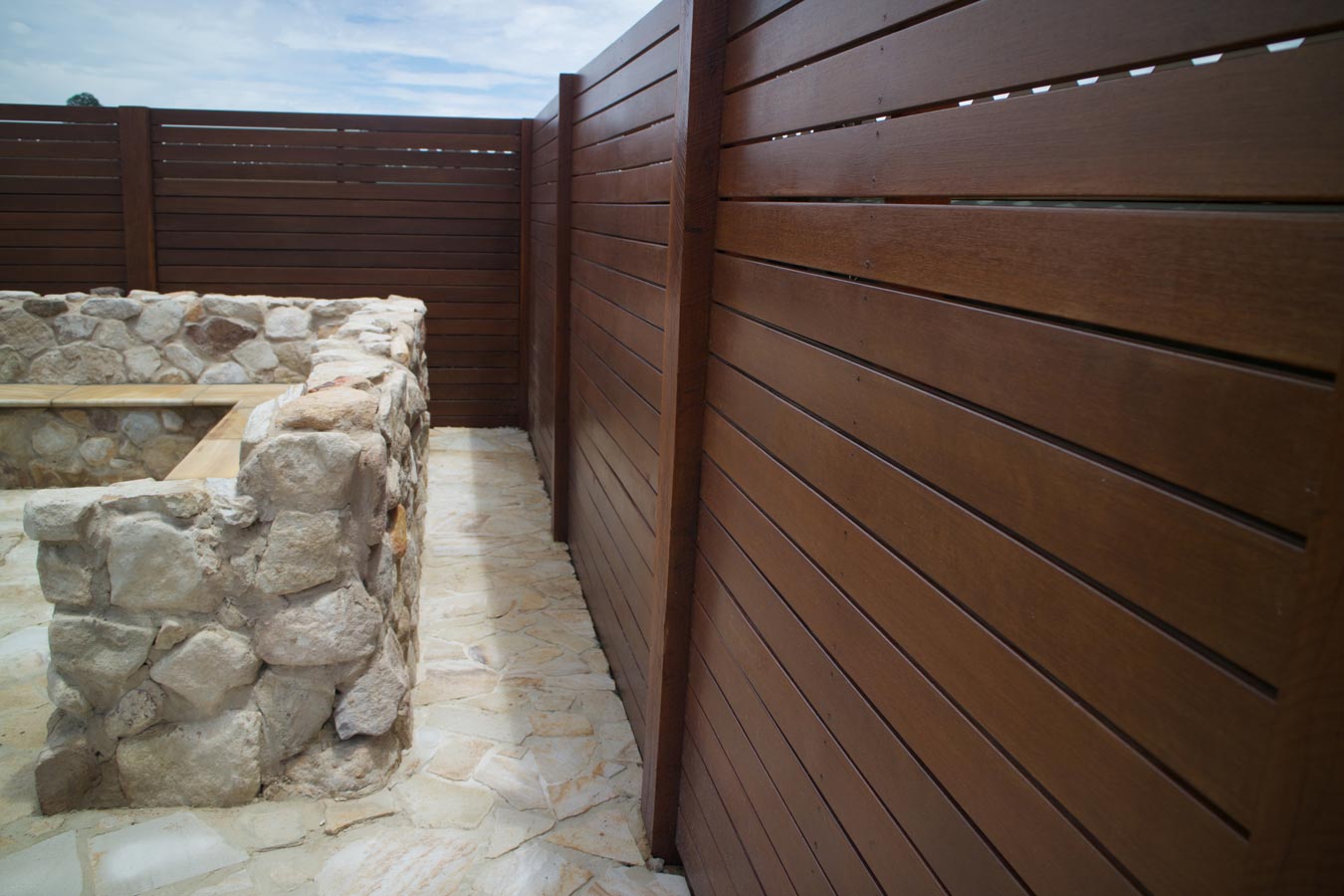 residential-landscaping wall