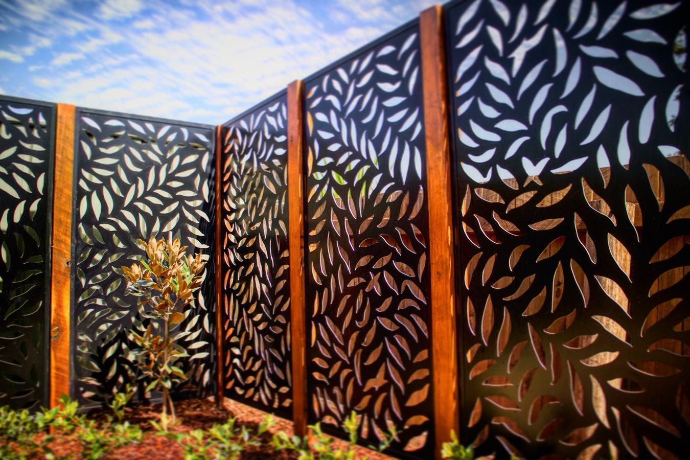 residential-landscaping fence