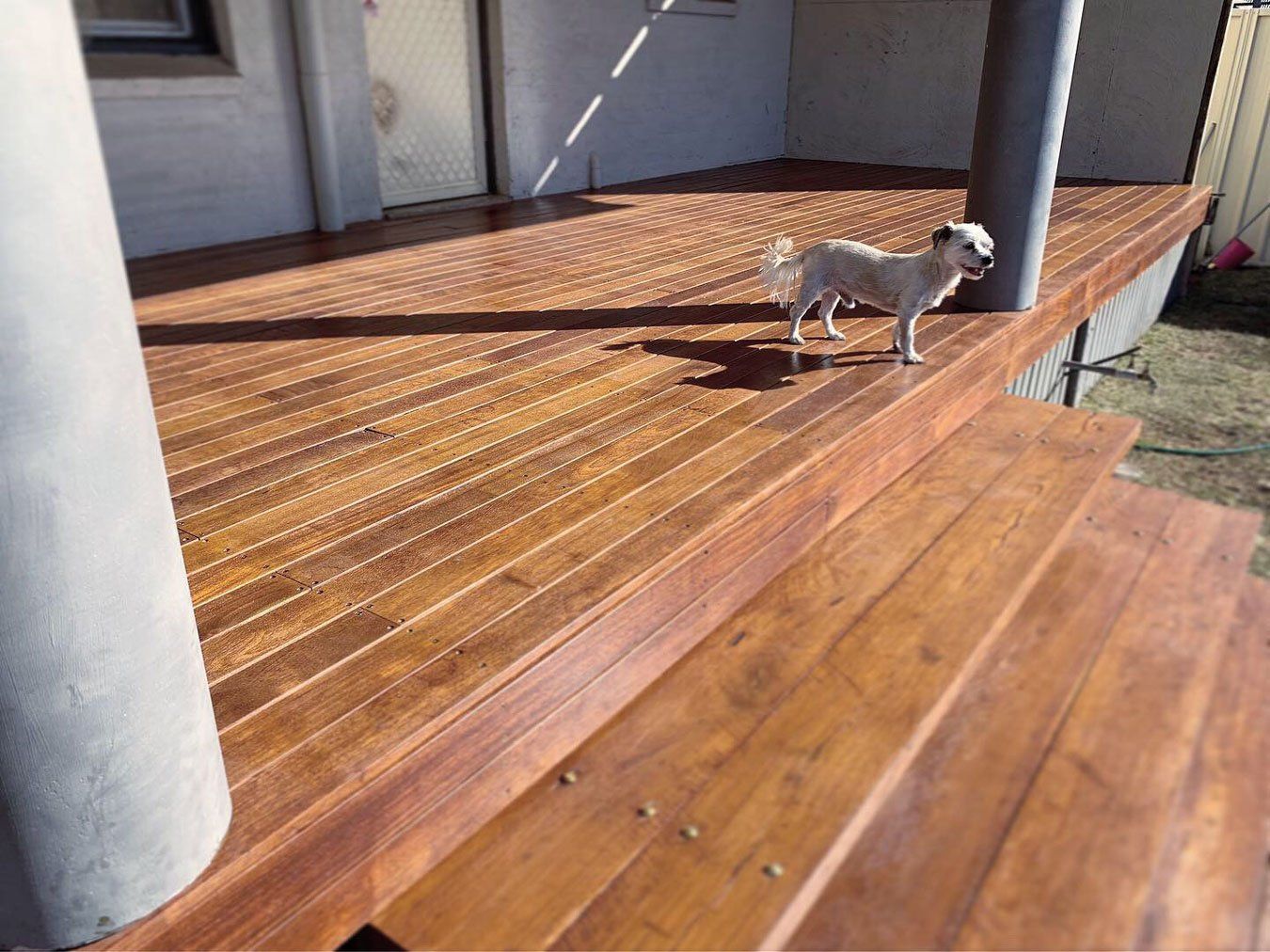 residential-grass and pavements