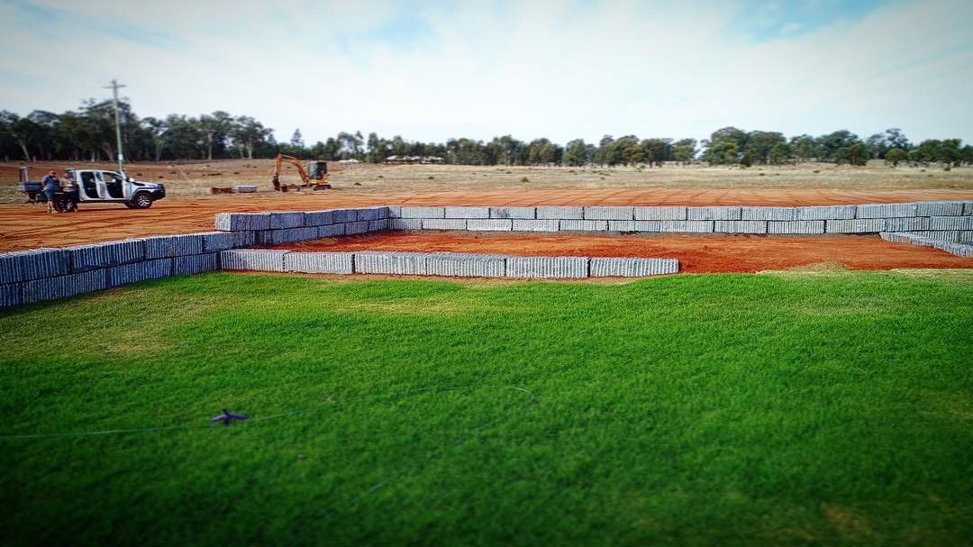 residential-landscaping dusk