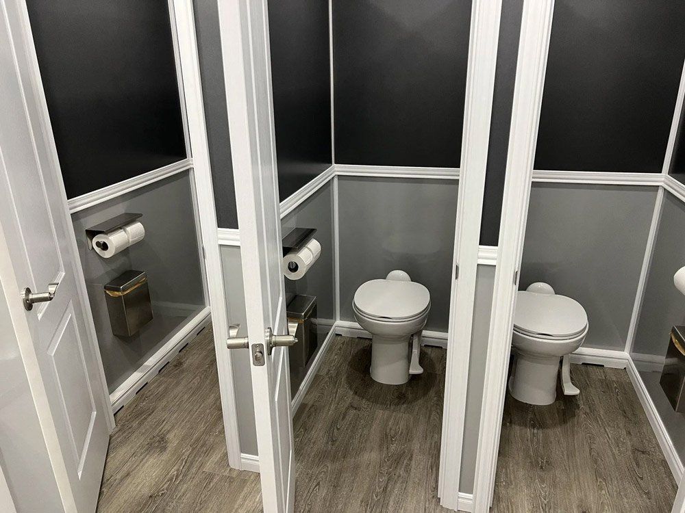 Burnley's Luxury Restroom Trailers