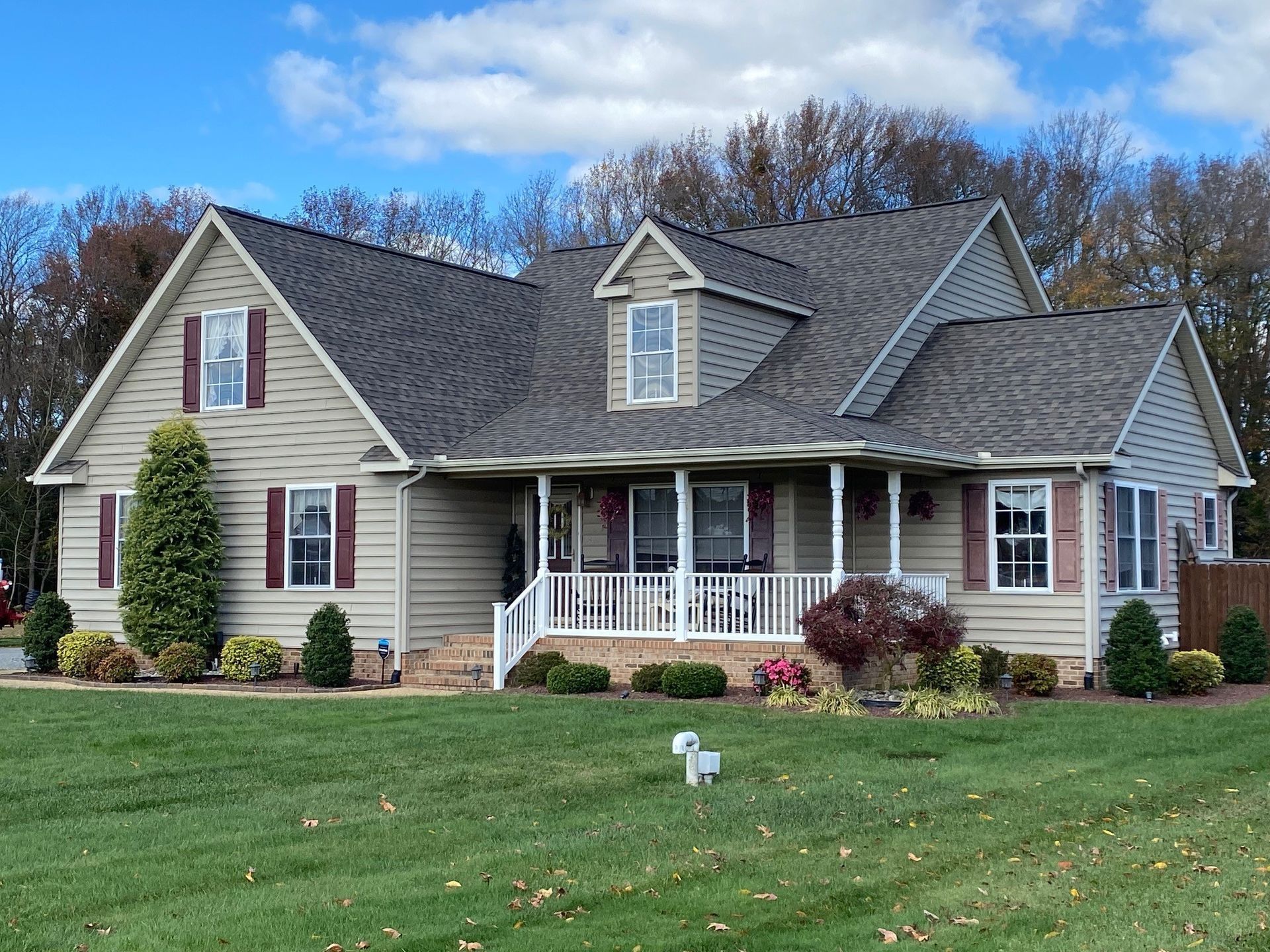 Dynasty Granite Black Shingle 2