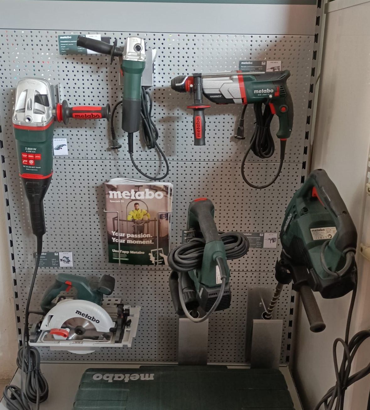 ATTREZZATURE edili Casarza Ligure