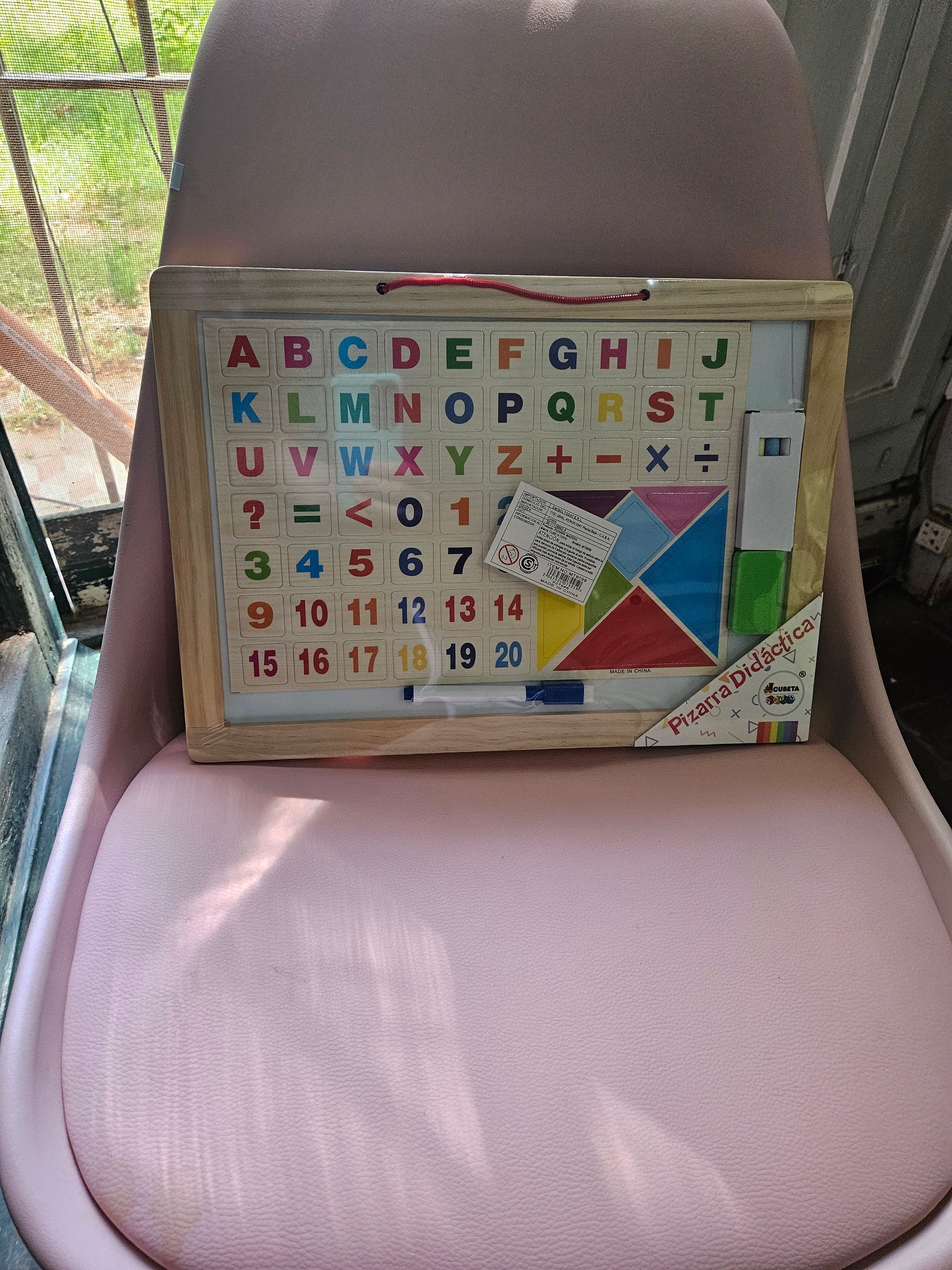 Pizarra Didáctica Magnética 3 en 1 con Tangram