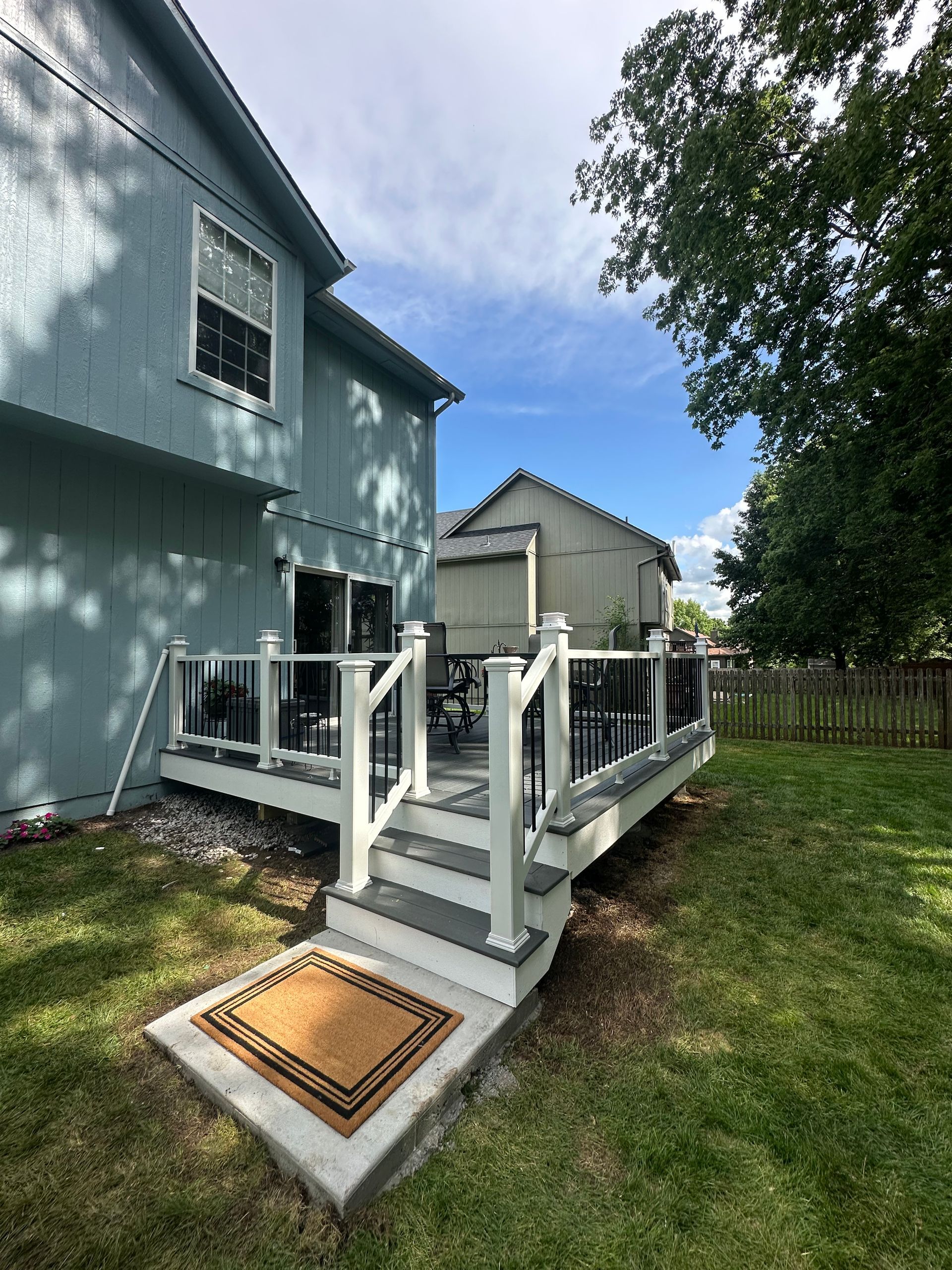 Deck Building Contractor in Belton MO