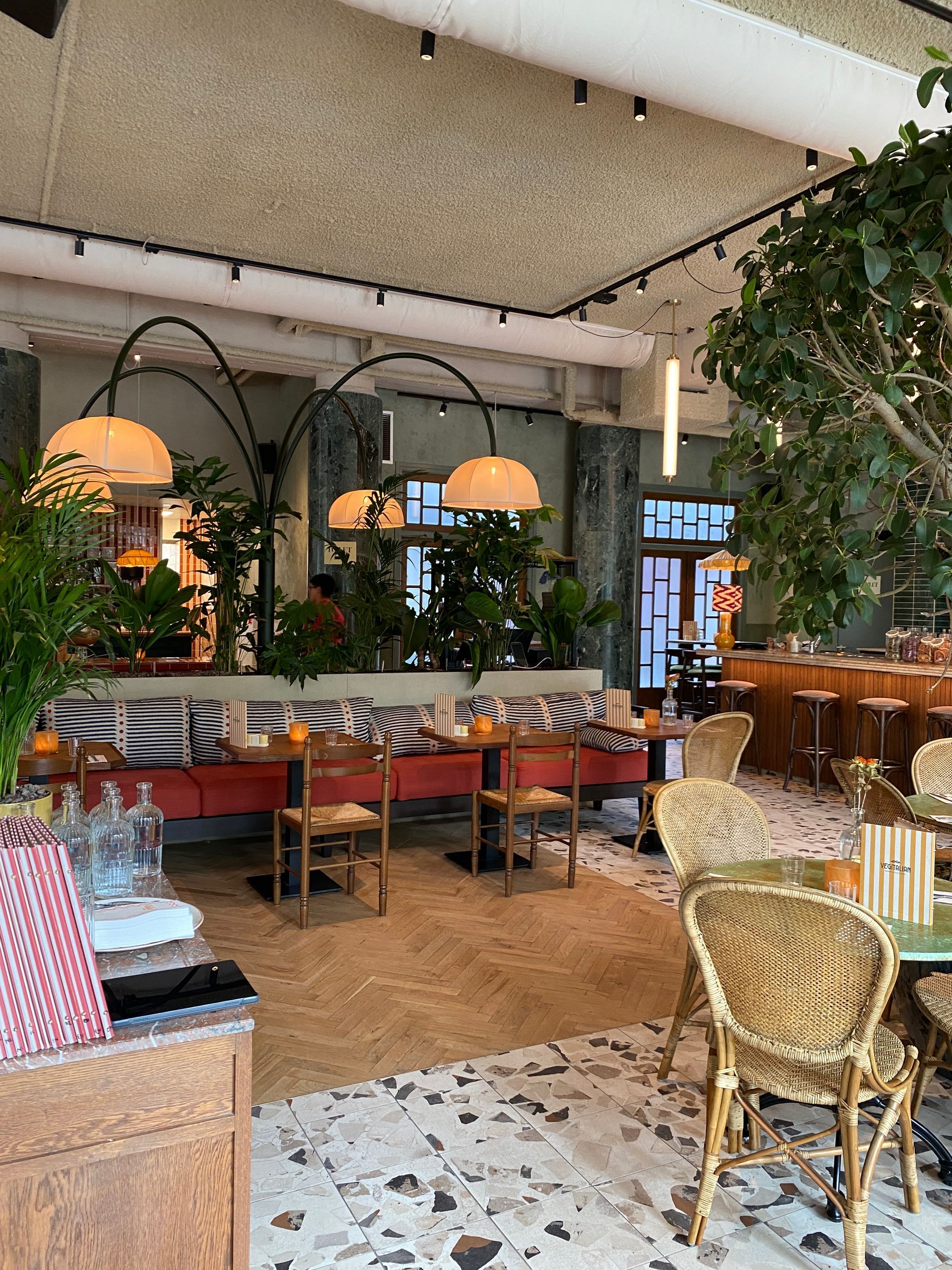 Vegitalian | vegan hotspot Rotterdam | Groene Dromers