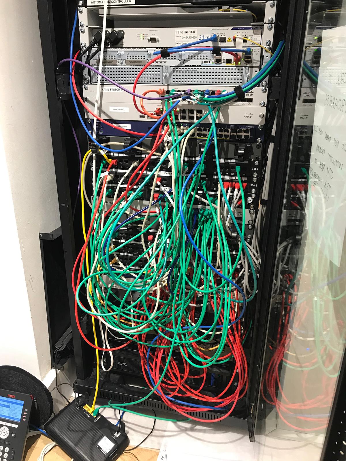 wired server