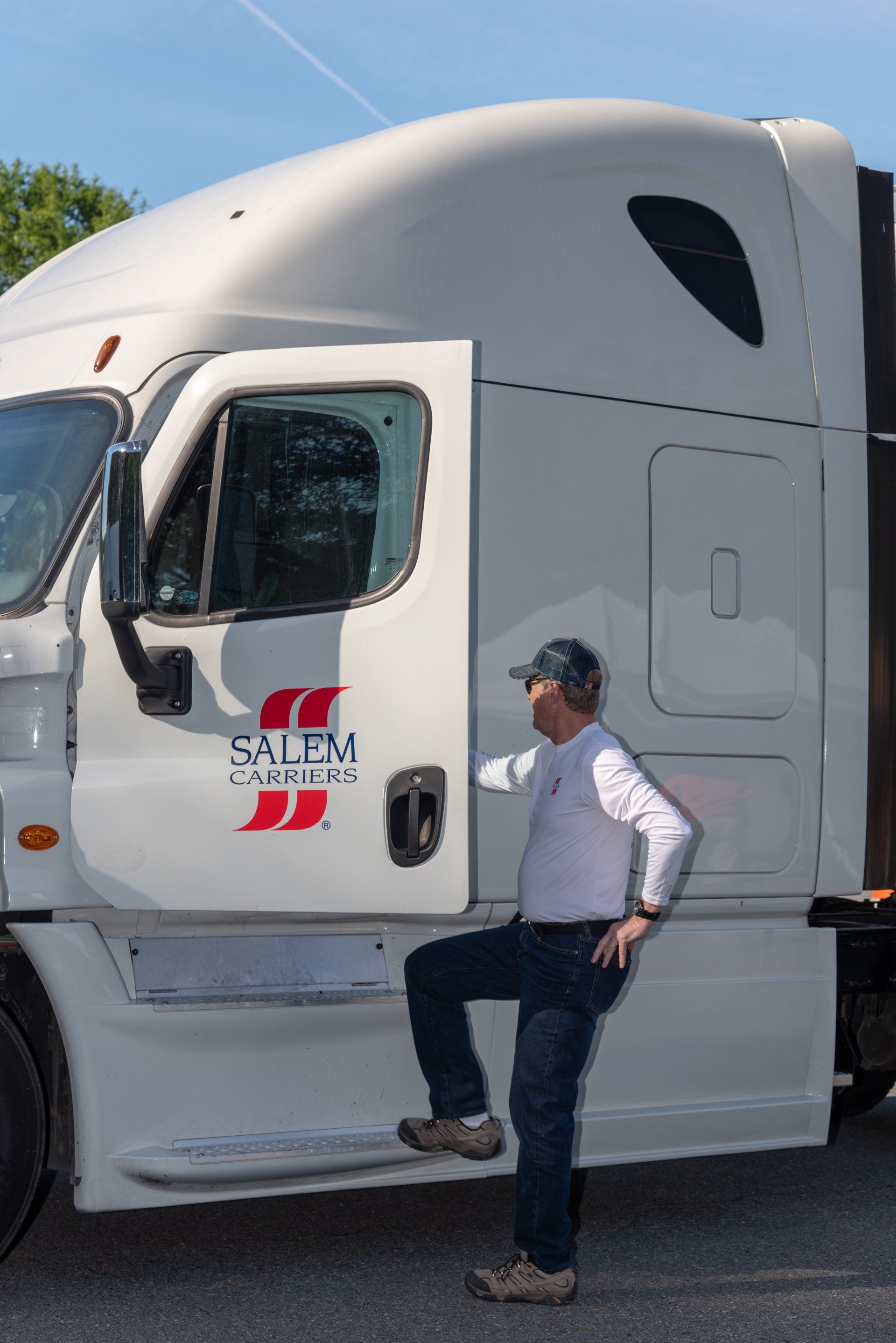 class-a-cdl-truck-driver-careers-at-salem-carriers-dallas-texas