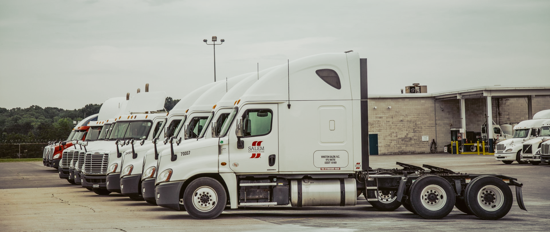 USED TRUCKS AND TRAILERS FOR SALE