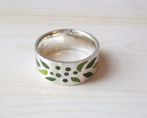 Ring zilver groen blaadjes koud-emaille