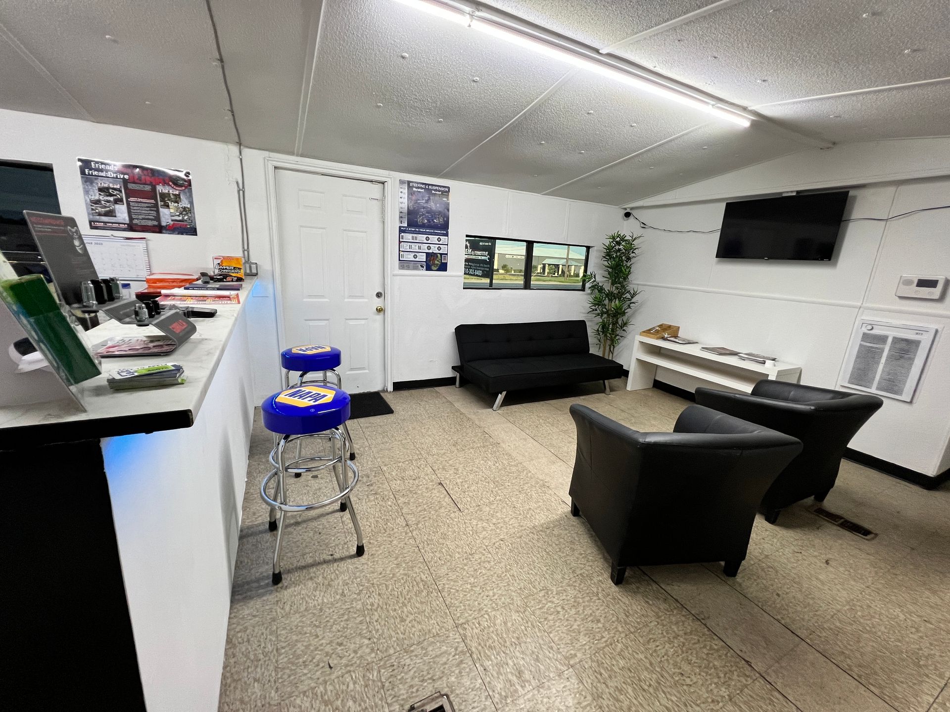 Waiting Room | V & M Automotive