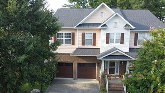 Free estimates Ultra Roofing, 5 star review, high quality service