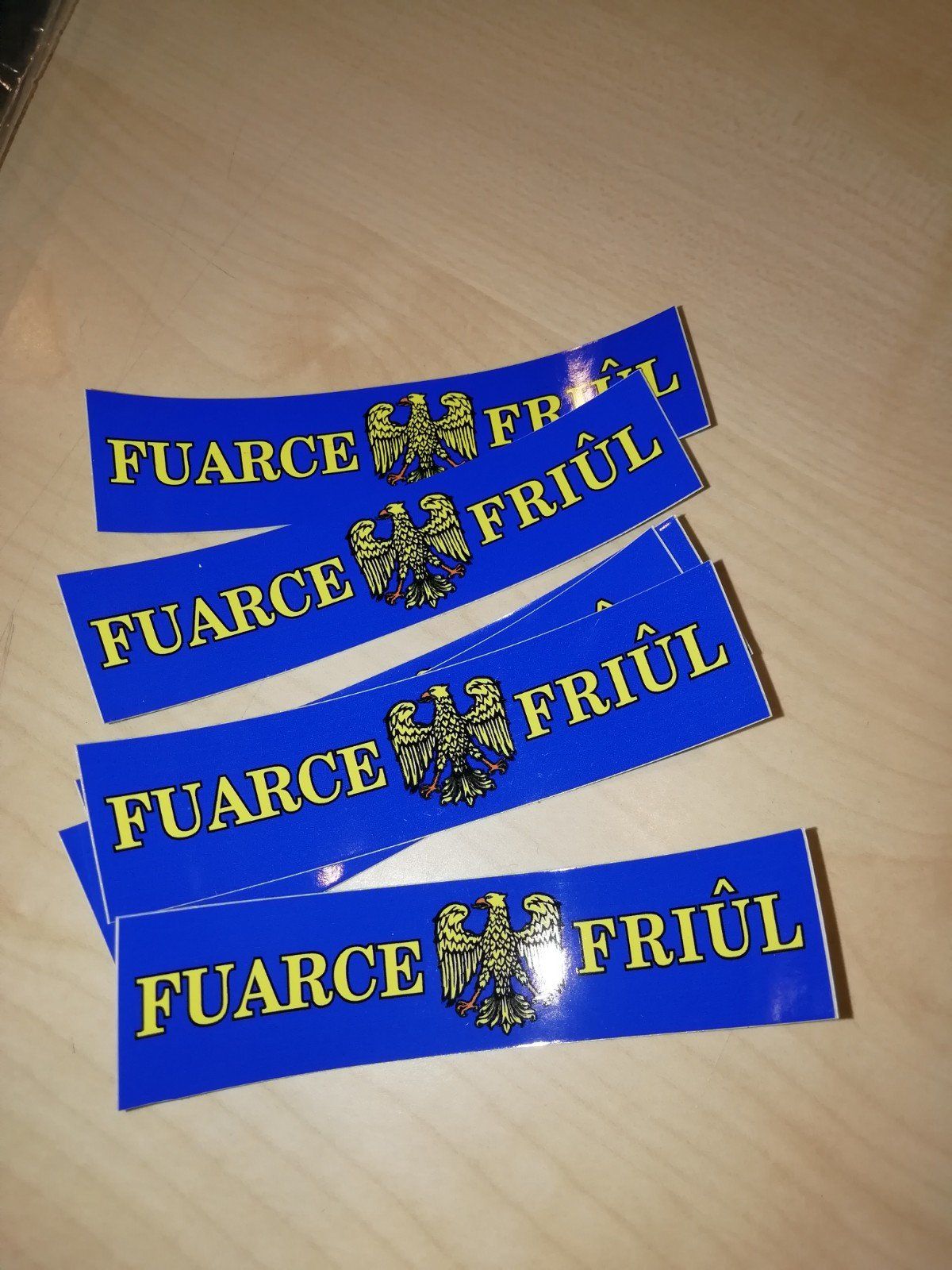 adesivo fuarce friul