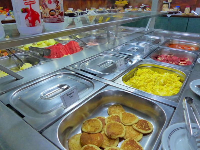 Café da manhã no CHI Hotels Campos do Jordão