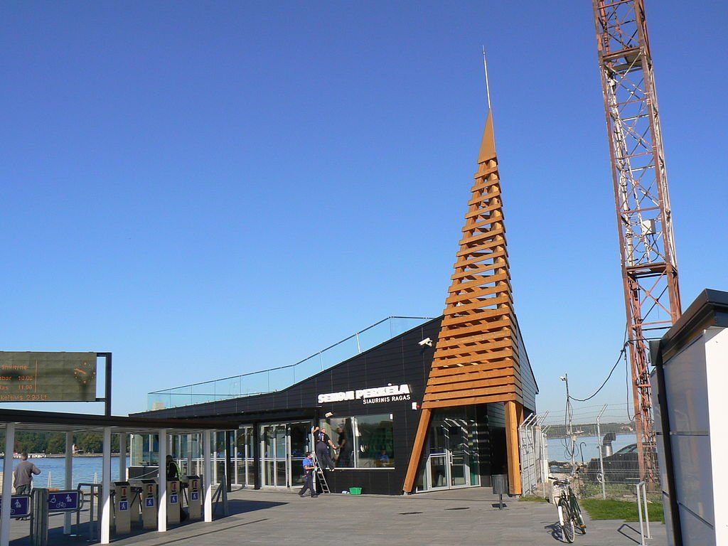 Visuomeninės paskirties pastatų statyba