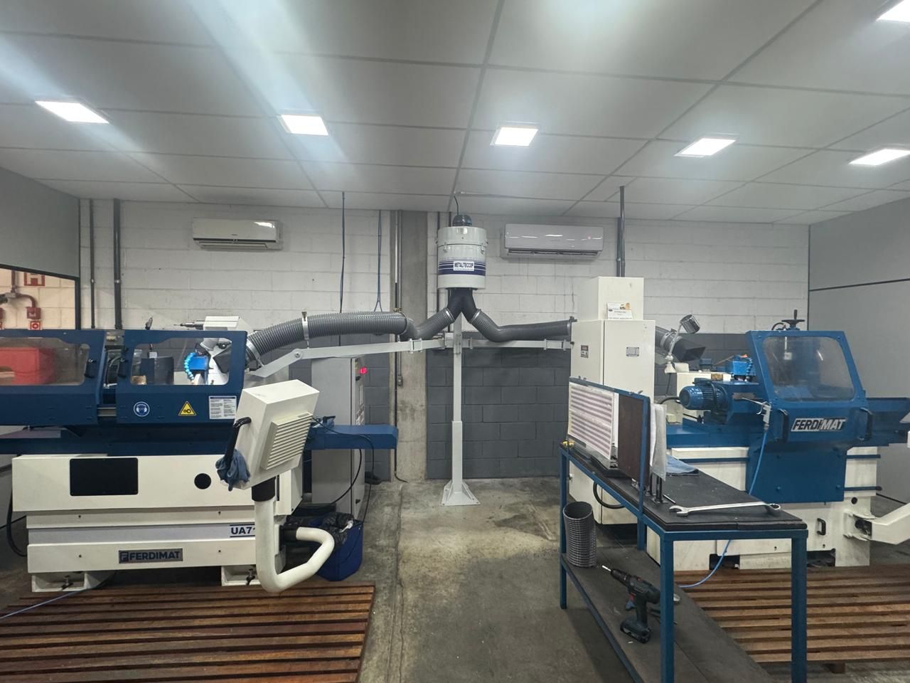 Projeto com Braço Articulável para Retificas