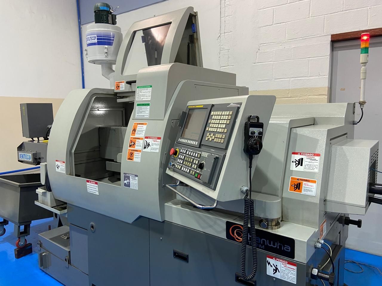 Projeto para Máquina com Porta Articulável - Metalteccop