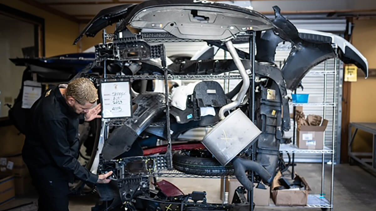 Mechanic Repair Car | Secret Collision