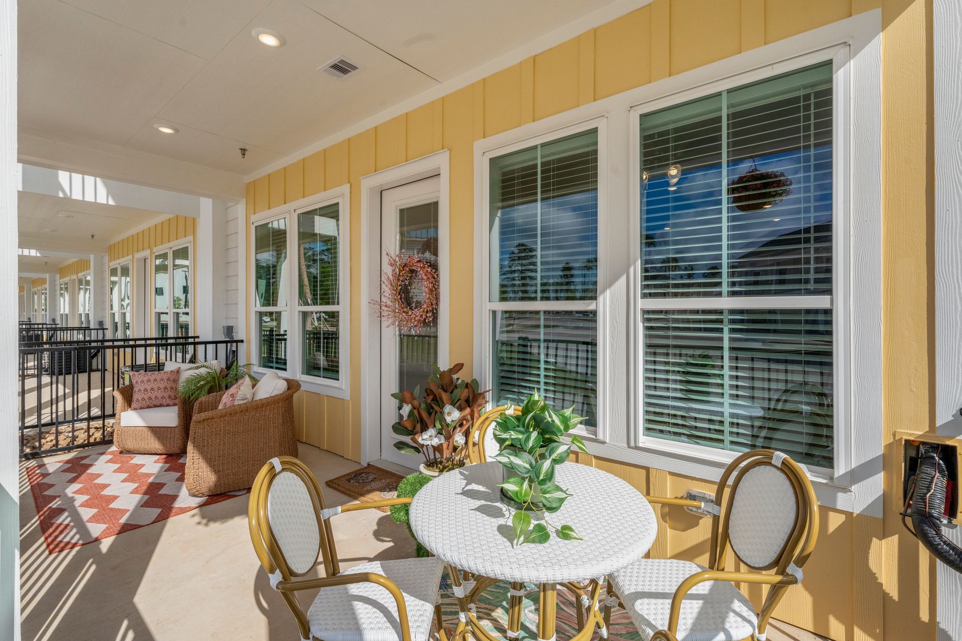 Boardwalk Village covered patio and outdoor seating