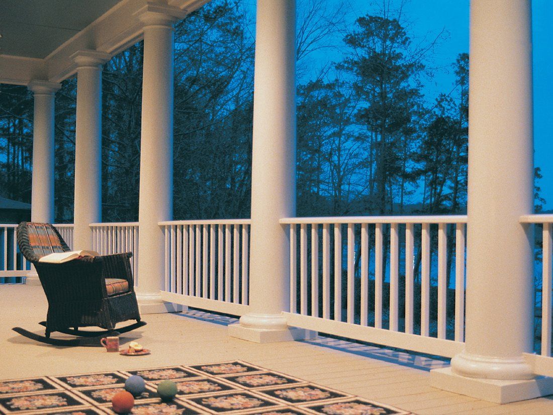 porch with columns in Huntsville, TX