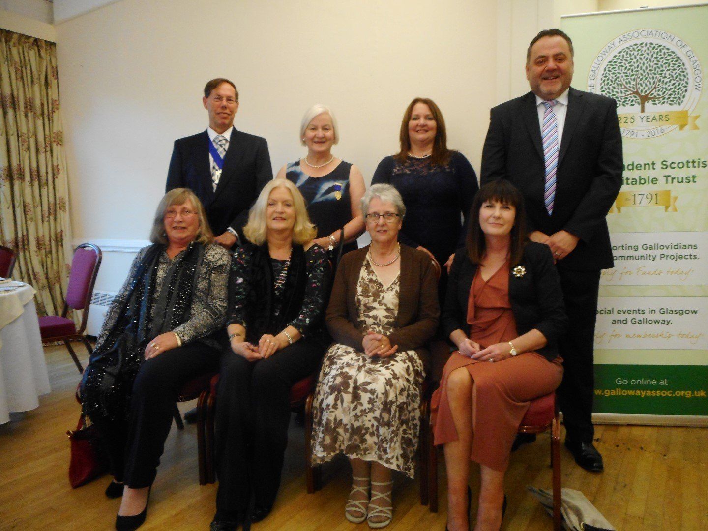 Angus Rex, Jane Brown, Susan McKie, Ian McIntyre; Mary Rex, Jackie Higgins, Maureen McKie, Moira McIntyre, Murray Arms, Gatehouse of Fleet