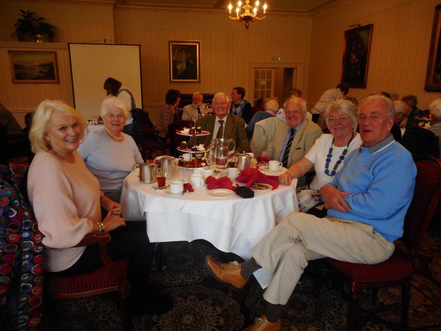Jennefer Hutton, Anna Findlay, Jimmy Henderson, Billy Findlay, Lorna Henderson, Sandy Rankin
