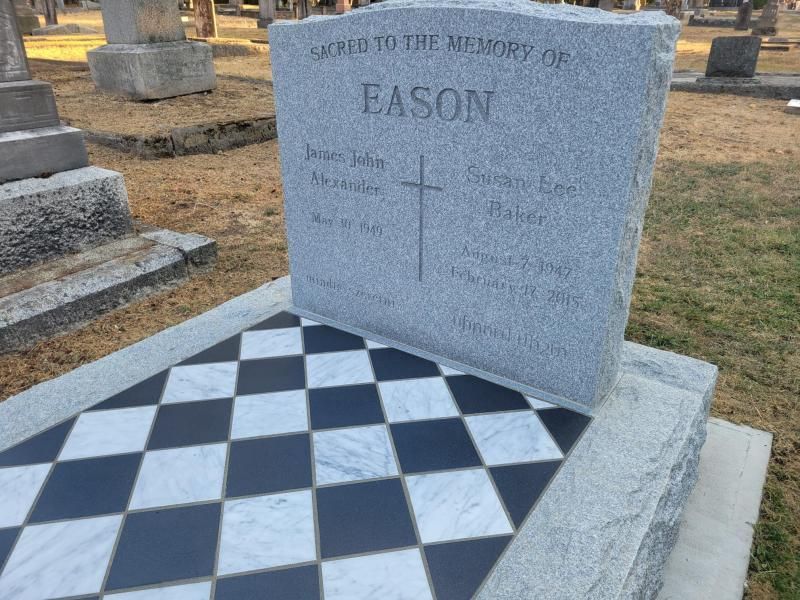 a gravestone with the name eason on it