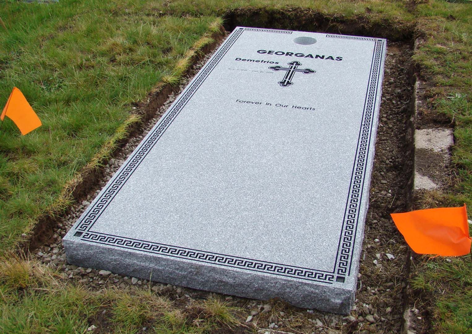 a gravestone with the name teresana on it