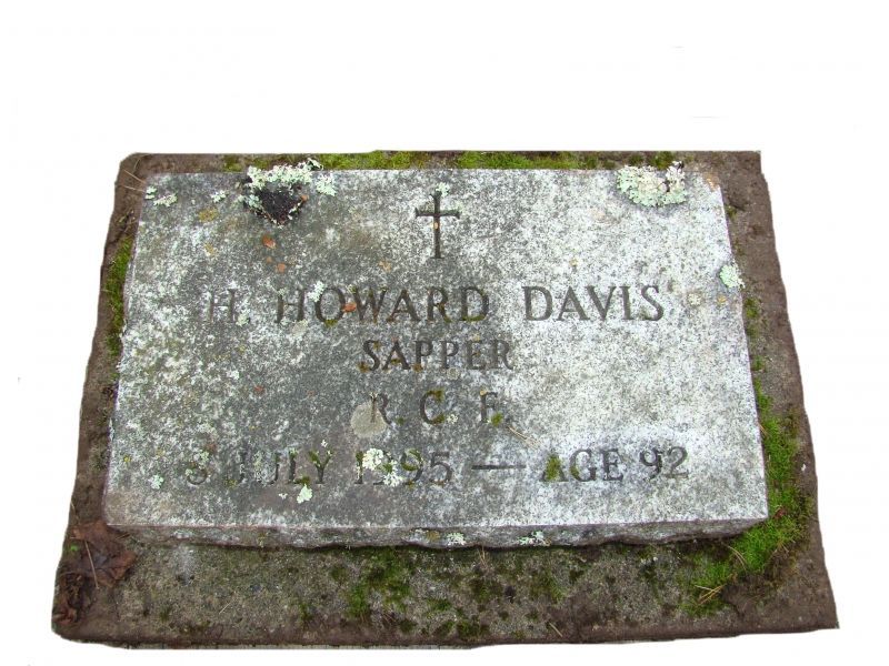 a gravestone with the name howard davis on it